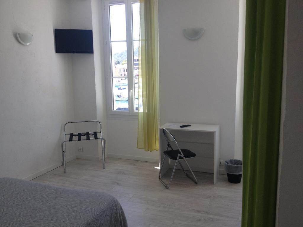Le Barock Saint-Mandrier-sur-Mer Room photo